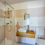 Galeb Гостевой дом