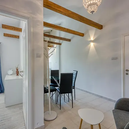 Guest house Galeb *